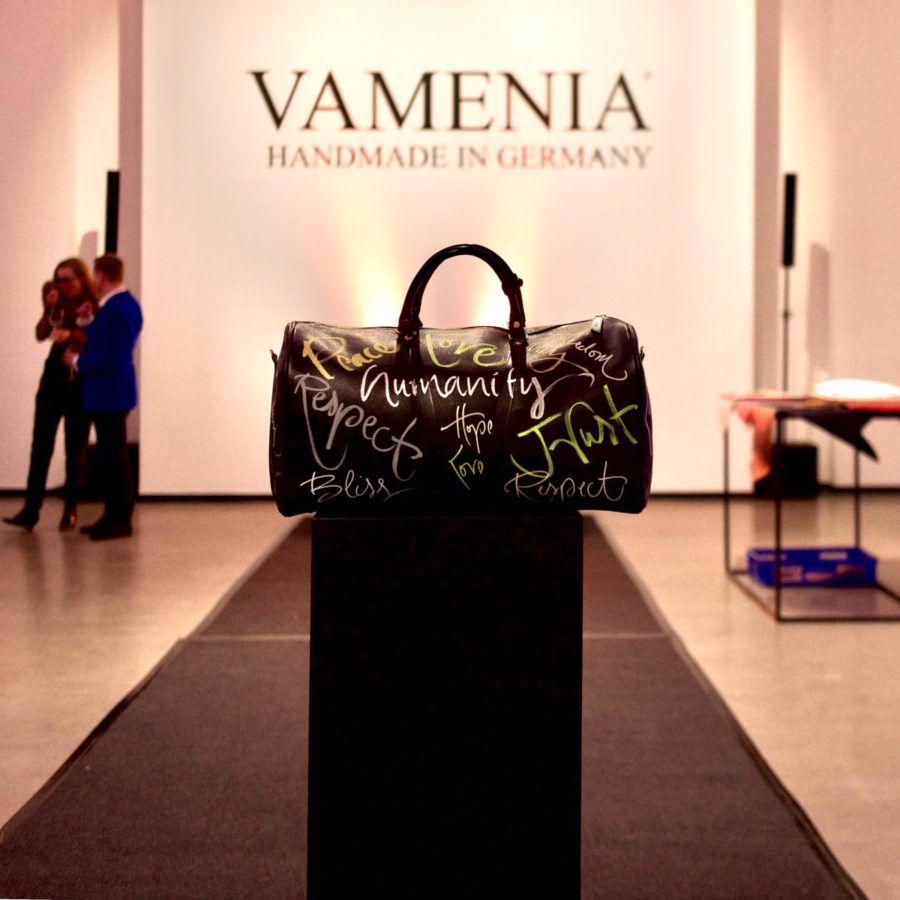VAMENIA Fashion Show 16